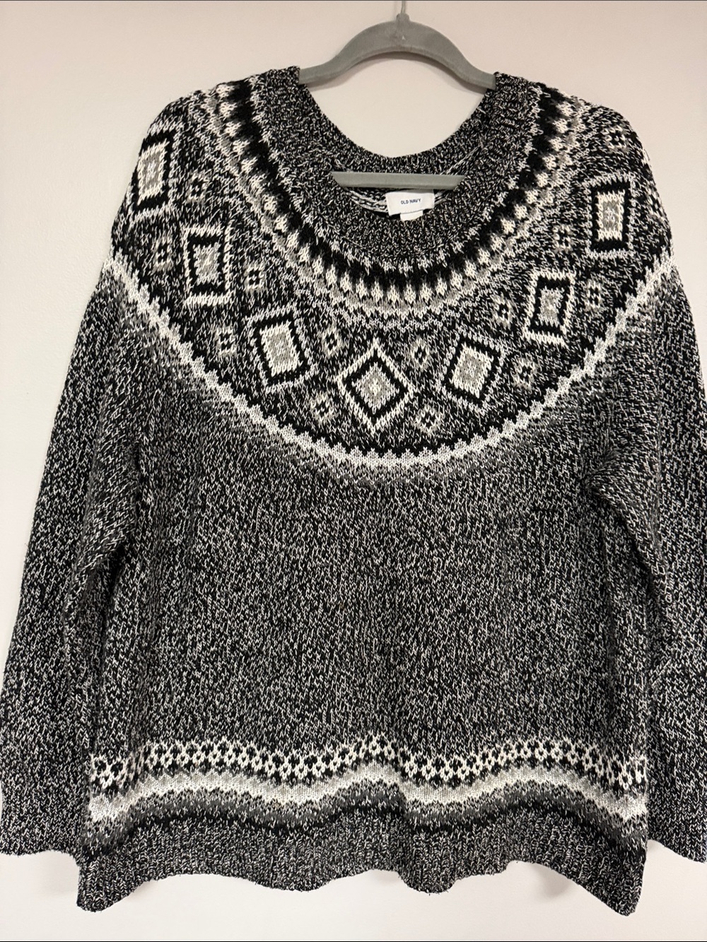 Old Navy Women’s Black & White Marled Knit Nordic Silver Thread Sweater XXL